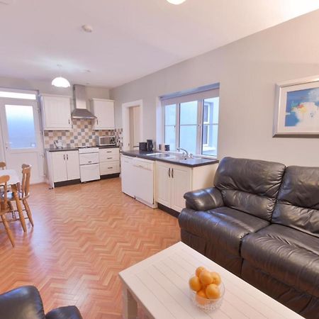 Ocean Breeze Apartment Lahinch Εξωτερικό φωτογραφία